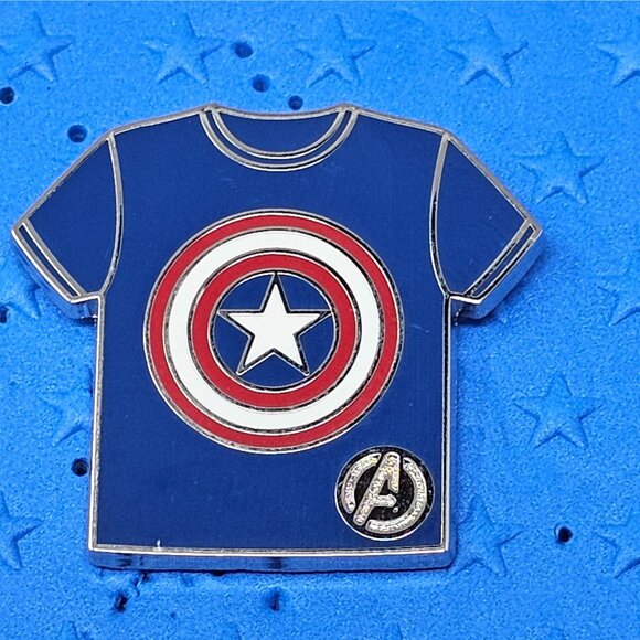 Disney Pin 2024 Hidden Mickey T-Shirts Marvel Captain America - Picture 1 of 2